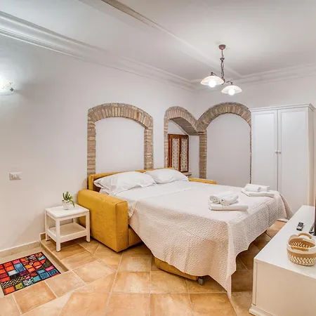 And Quiet X6 阿西西